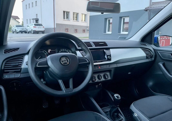 Skoda Fabia cena 39900 przebieg: 143000, rok produkcji 2019 z Rzeszów małe 781